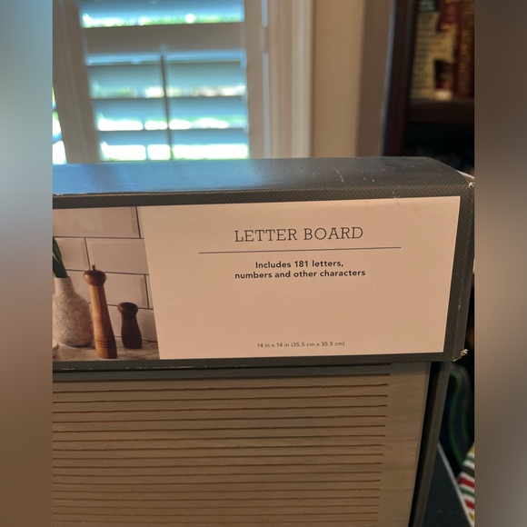 Letter board with wood look nwt - Picture 2 of 7